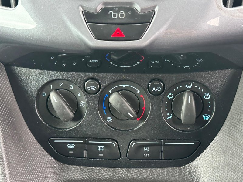 FORD TRANSIT CONNECT