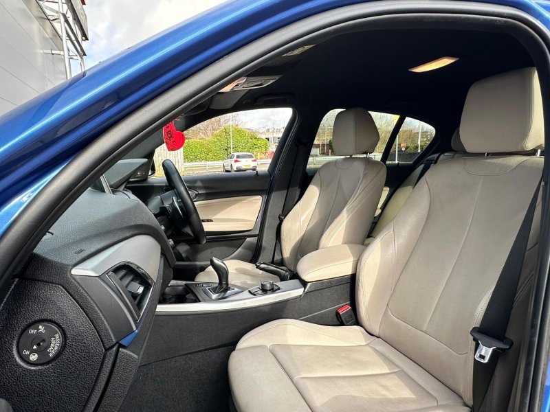 BMW 1 SERIES