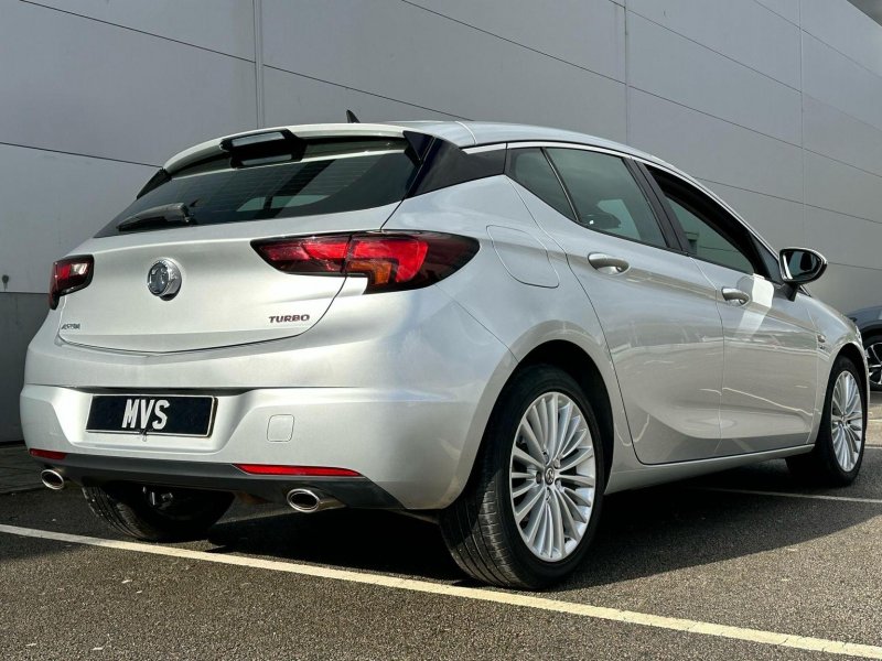 VAUXHALL ASTRA