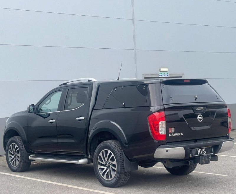 NISSAN NAVARA