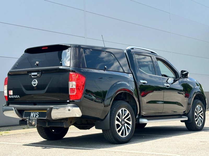 NISSAN NAVARA