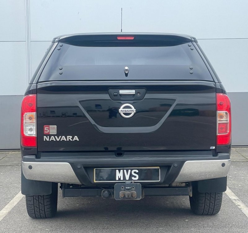 NISSAN NAVARA