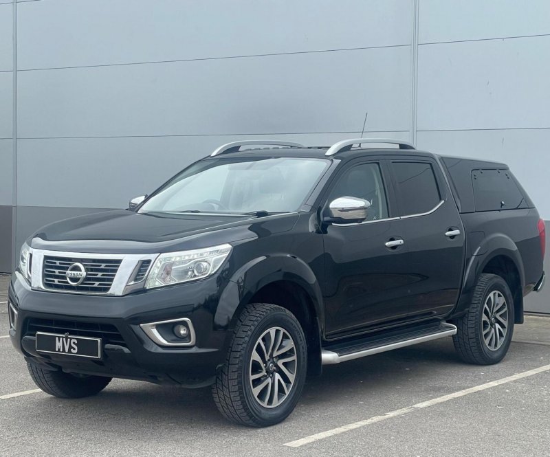 NISSAN NAVARA