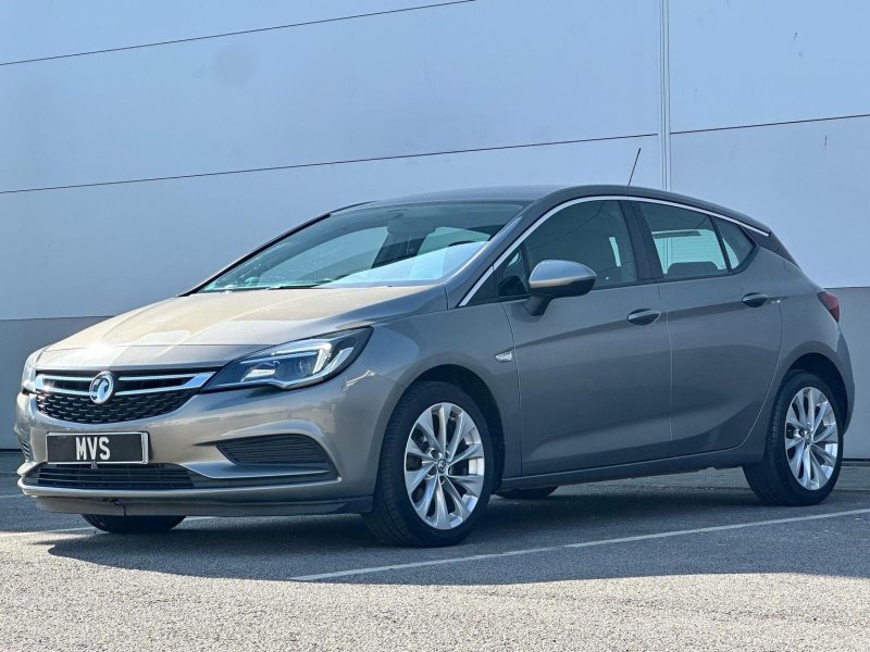 VAUXHALL ASTRA