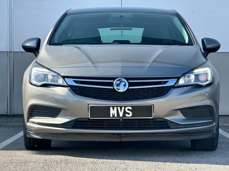 VAUXHALL ASTRA