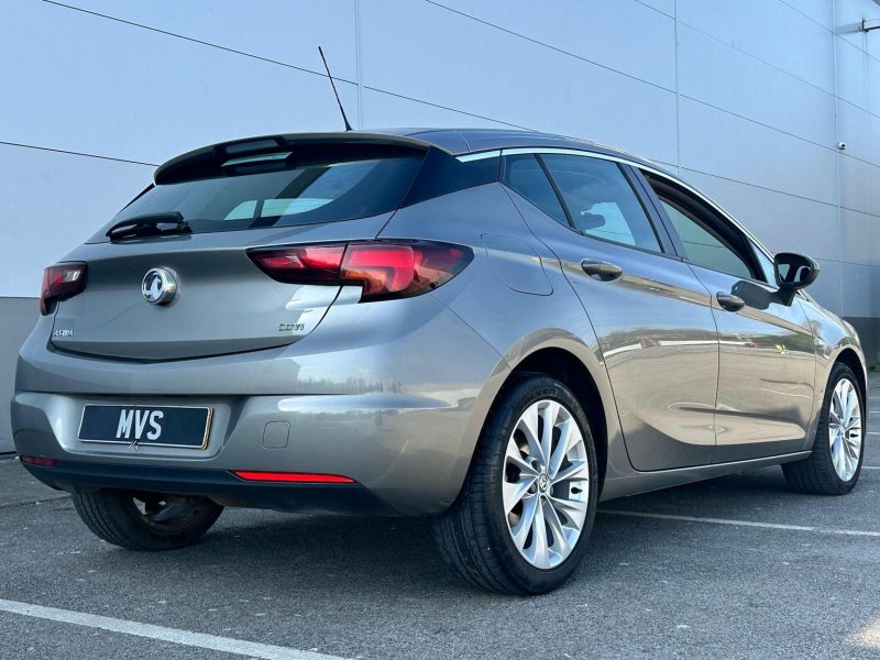 VAUXHALL ASTRA