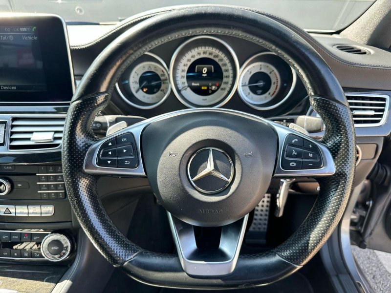 MERCEDES-BENZ CLS