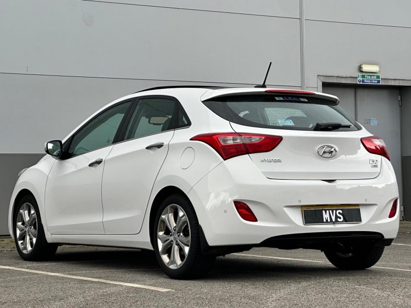 HYUNDAI I30