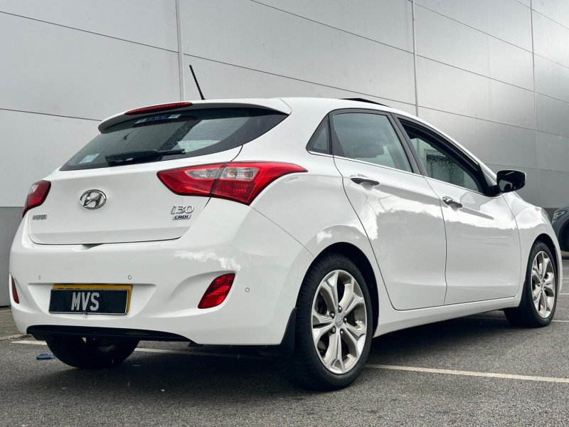 HYUNDAI I30